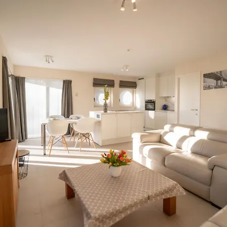 Apartment Blutsyde Promenade-35 By Interhome